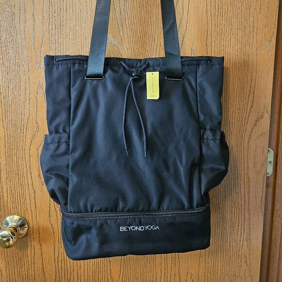 NWT Convertible Backpack - Picture 1 of 7